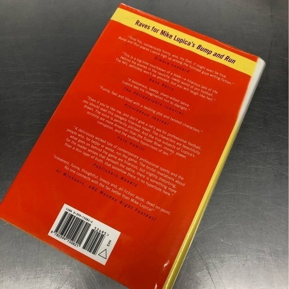 Vintage Red Zone By: Mike Lupica. Hardcover book - Picture 2 of 7